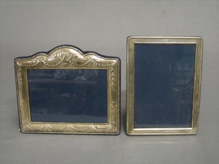 2 modern silver easel photograph frames 6" x 4"