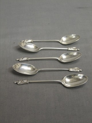5 Victorian silver Apostle spoons London 1880 2 ozs