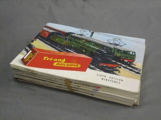 4 Triang railway brochures - 4th, 5th, 6th and 9th editions together with 17 various 1962 editions or Railway Modeller