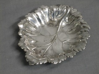 A silver leaf shaped dish, Birmingham 1913