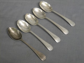 5 various silver Old English pattern teaspoons 4 ozs