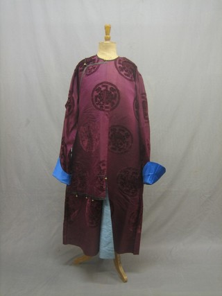 An Eastern red silk robe