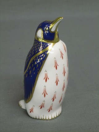 A Royal Crown Derby figure of a penguin, base marked X 5"