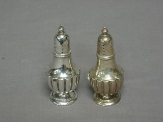 A pair of Victorian silver pepperettes Birmingham 1893 3 ozs