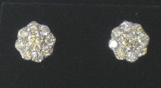 A pair of 18ct gold cluster earrings approx 1.15ct
