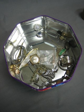 A quantity of various silver and other costume jewellery