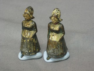A pair of cold painted bronze figures of Dutch girls 2"