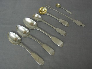 A pair of Georgian silver fiddle pattern tea spoons, London 1833, a Victorian fiddle pattern teaspoon and a silver jam spoon, mustard spoon, pickle fork and condiment spoon, 3 ozs