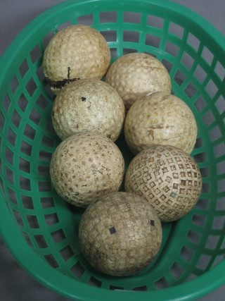 A Penfold golf ball, 2 Kro-Flite Spalding golf balls, a Dunlop 65 golf ball and 3 other golf balls