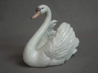 A Lladro figure of a swan, the base impressed 5231 7", boxed