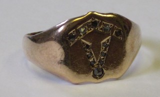 A 9ct gold Masonic signet ring