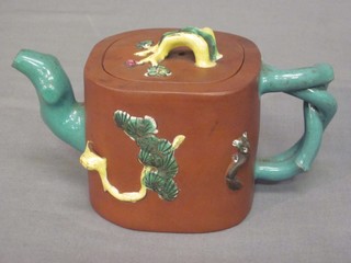 An Oriental Tanware teapot 3"