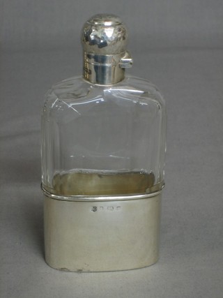 An Edwardian glass hip flask with silver mount and detachable cup, Birmingham 1903 and 1904