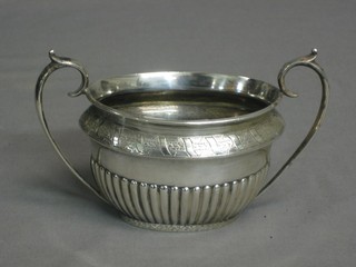 A Victorian oval silver twin handled sugar bowl Sheffield 1899 5 ozs