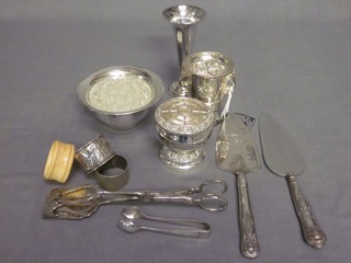 2 silver plated rose bowls, a pair of silver plated sandwich servers and other plated items