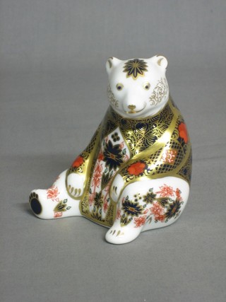 A Royal Crown Derby figure of a Bear, marked MMII 4"