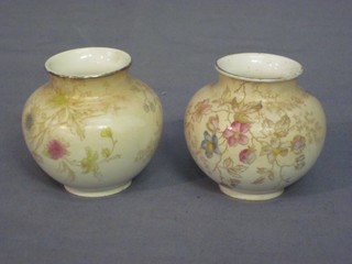 2 Binolia Worcester style vases of stub form 2"
