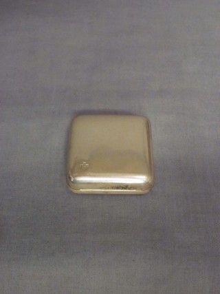 A square silver jar and cover with Millennium hall mark 2" 1 ozs