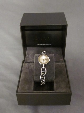 A lady's Gucci wristwatch, boxed