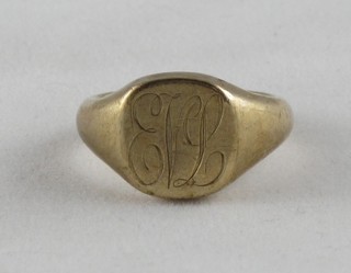 A gentleman's 9ct gold signet ring- WITHDRAWN