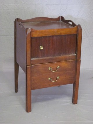 A Georgian mahogany tray top commode enclosed by a tambour shutter 19"