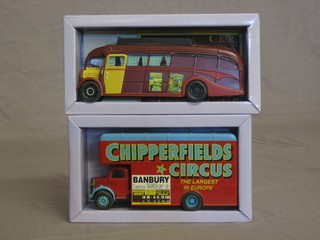 A Corgi Chipperfield AEC Regal living quarters no.97022 and a Bedford pantechnicon Billy Smee wardrobe no.97092, boxed