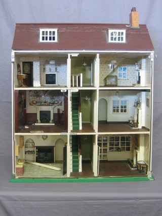 A dolls house 30"