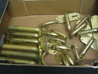 6 brass door pulls and a collection of other brass door handles etc