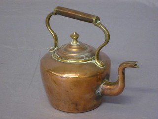 A small copper kettle 7"