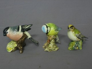 3 various Beswick figures of birds - Bull Finch 1042, Blue Tit 992 and 1 other