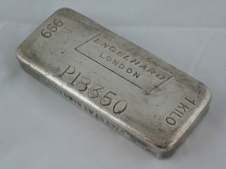 A kilo ingot of silver marked Engelhard London P18350 999