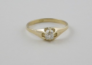 An 18ct yellow gold Gypsy dress ring set a diamond