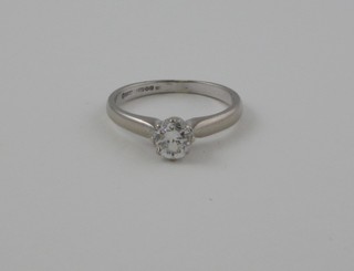 An 18ct white gold lady's dress ring set a diamond, approx  0.60ct