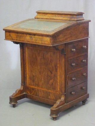 An Edwardian inlaid walnut Davenport desk, the stop with stationery box, the pedestal fitted 4 long drawers 21"