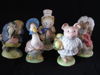 5 Beatrix Potter figures - Timmy Tiptoes, Amiable Guinea Pig, Tommy Brock, Jemima Puddleduck and Little Pig Robinson, all f,