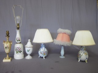 5 various decorative table lamps