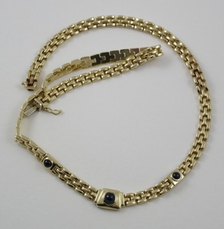 A lady's 14ct gold necklet