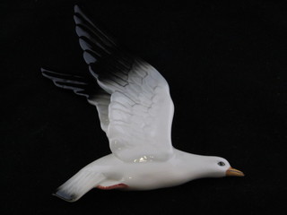 A flight of 3 Beswick wall plaques in the form of flying seagulls