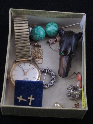 A gentleman's Allaine wristwatch contained in a gold plated case, hardstone dogs head clip, together with a small collection of  costume jewellery