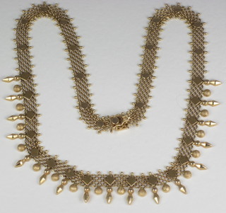 An 18ct pierced gold necklet