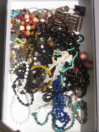 A collection of costume jewellery