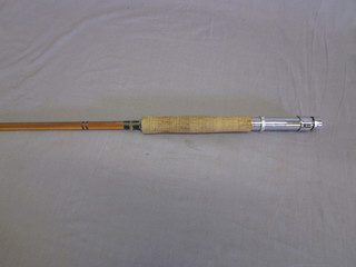A 3 section spinning rod