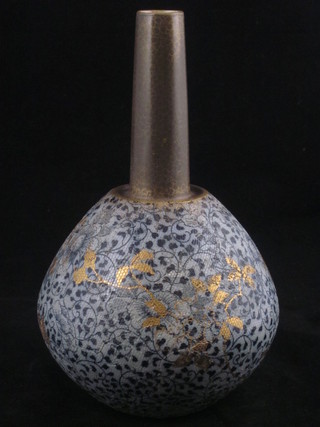 A Doulton Burslem US pattern club shaped vase 7"