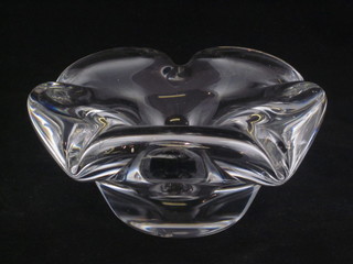 An Art Glass ashtray in the form of a flower head, the base  marked Daum & Nancy France 6"