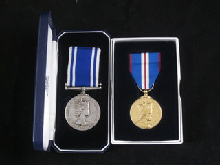 2 medals to Constable Philip J Bottomer comprising 2005 Golden Jubilee medal and Police Long Service Good Conduct medal,  boxed
