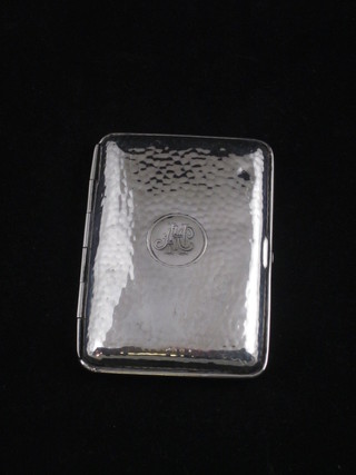 A planished silver cigarette case, Birmingham 1918 1 ozs