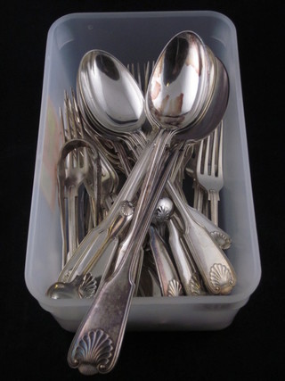 A quantity of silver plated fiddle, thread and shell pattern flatware by Walker & Hall