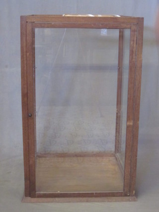 A square oak pedestal display cabinet 24", missing panel to back and lid,
