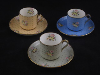 A 24 piece Spode Old Concord pattern coffee service comprising  12 cups and 12 saucers - 6 cups cracked,