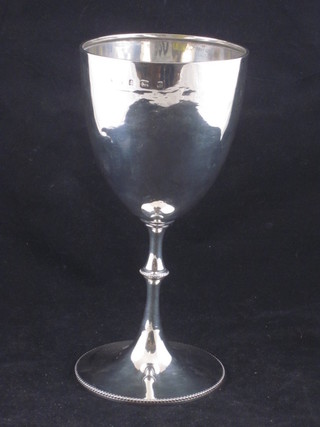 An Edwardian silver goblet shaped trophy cup, London 1901, 7  ozs